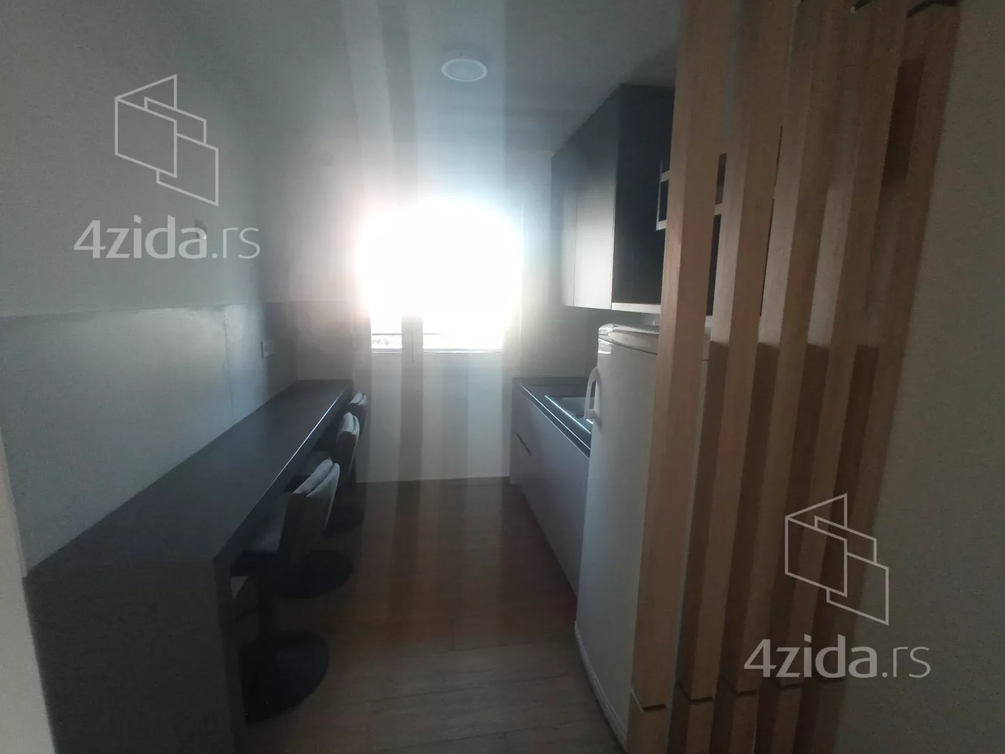 Kancelarija | 4zida