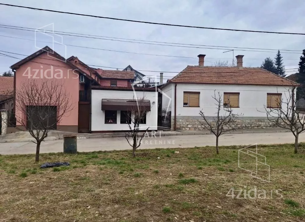 Kuća | 4zida