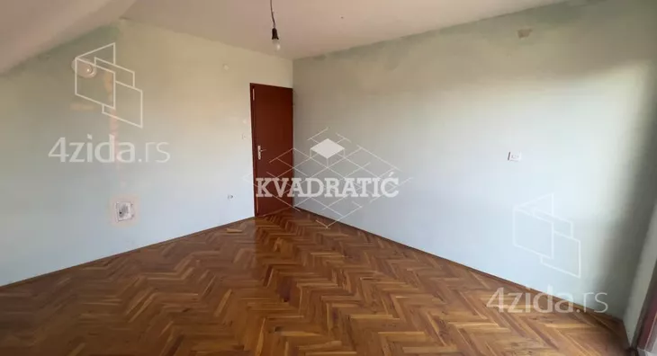 4-etažna kuća | 4zida