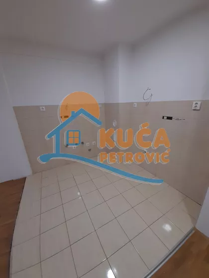 Cara Dušana | 4zida.rs