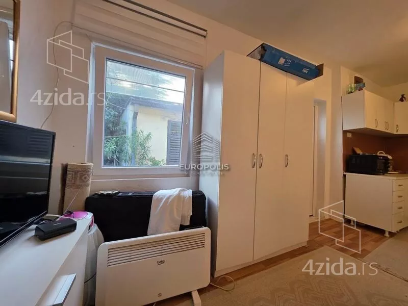 Garsonjera | 4zida