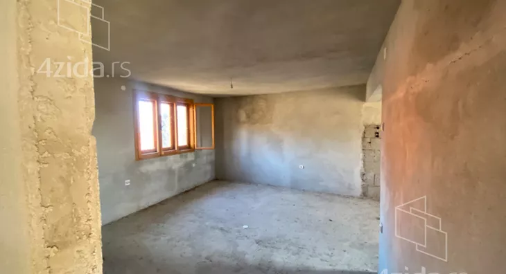 Poljoprivredno zemljište | 4zida