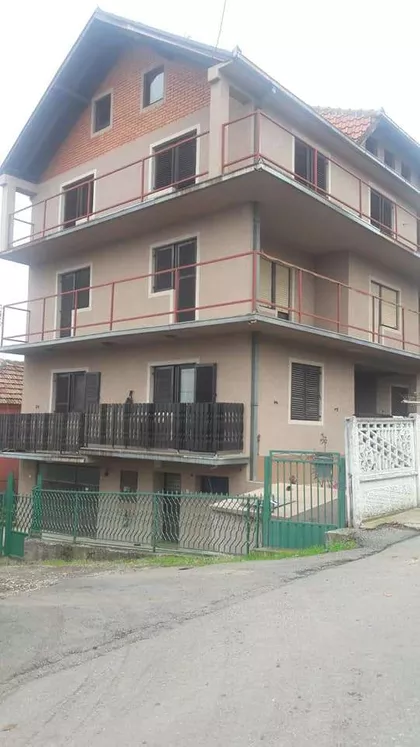 Varoško Brdo | 4zida.rs
