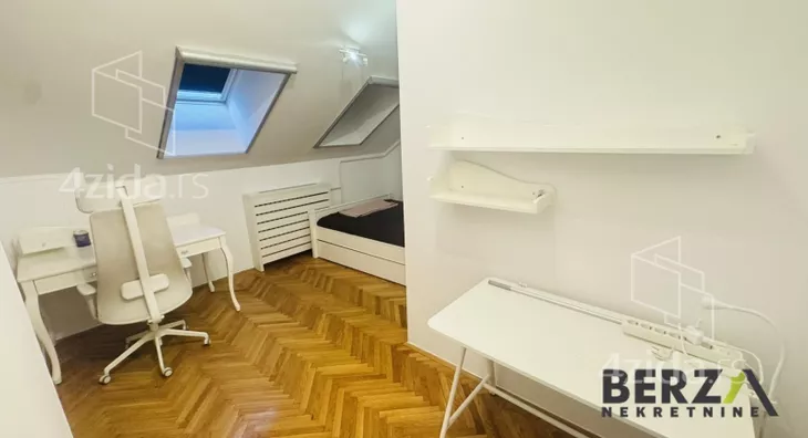 Četvoroiposoban stan | 4zida