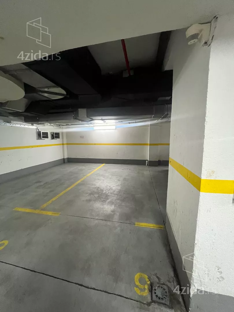 Garaža/Parking | 4zida