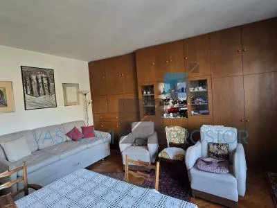 Venizelosova | 4zida.rs