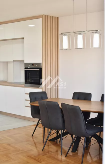 Subotička | 4zida.rs