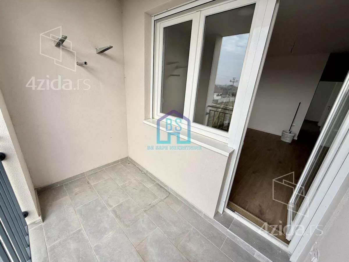 Petosoban stan | 4zida