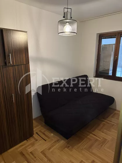 Studenička | 4zida.rs