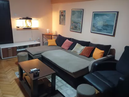 Dr Dimitrija Jovčića 19 | 4zida.rs