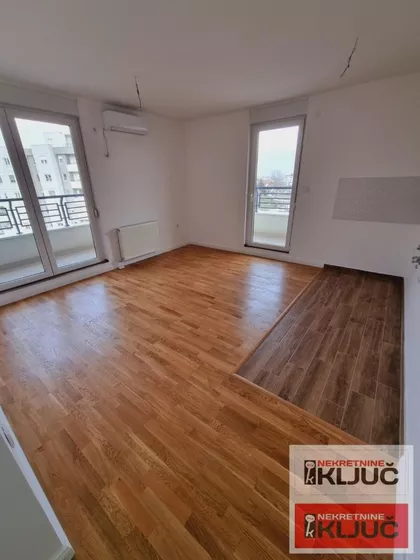 Bulevar Patrijarha Pavla (Somborski Bulevar) | 4zida.rs