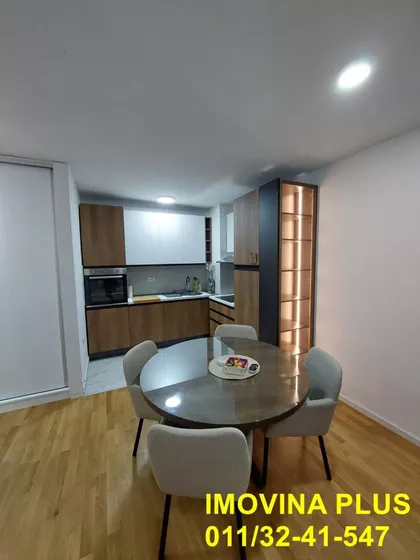 Mirka Milojkovića | 4zida.rs