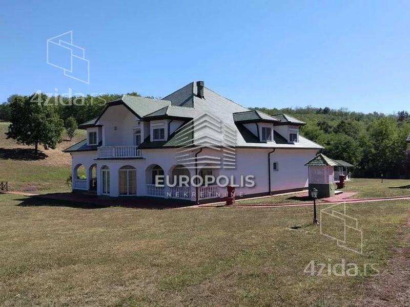 3-etažna kuća | 4zida