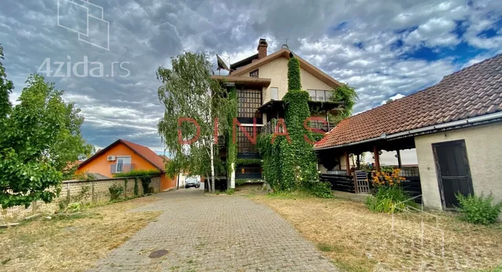Kuća | 4zida