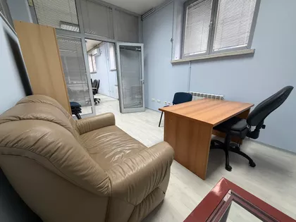 Makenzijeva | 4zida.rs