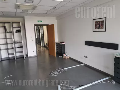 BATAJNICA | 4zida.rs