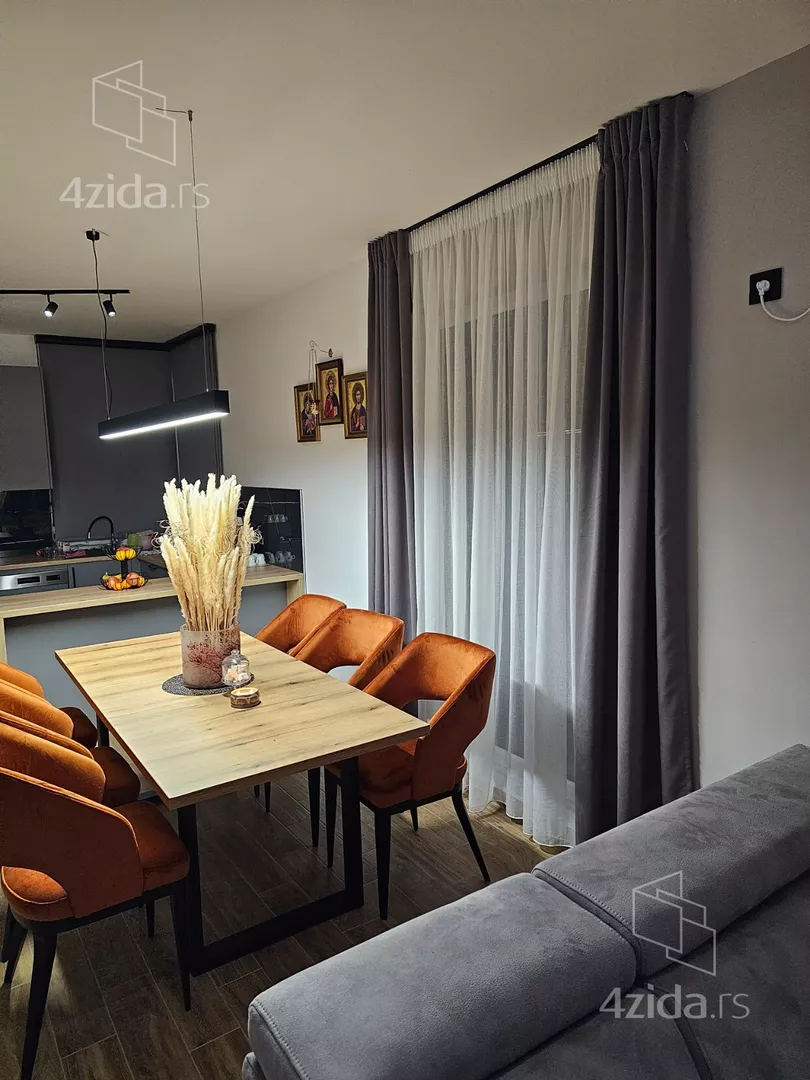 3-etažna kuća | 4zida