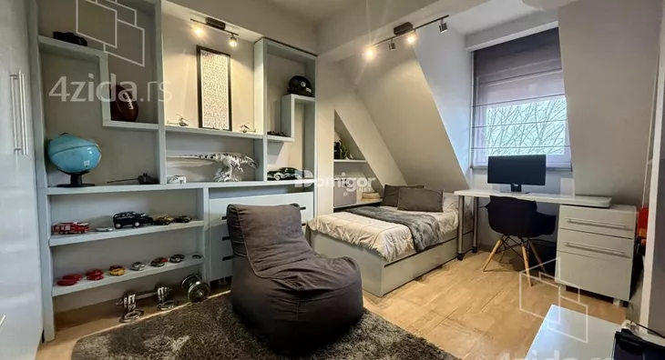 Petosoban stan | 4zida