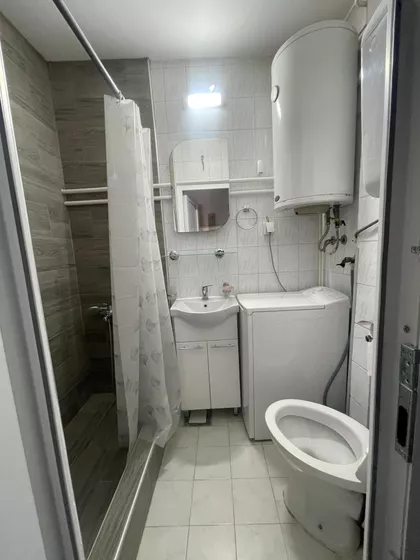 Prvomajska | 4zida.rs