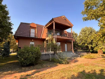 Čenej | 4zida.rs