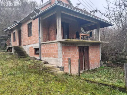 Donje Komarice | 4zida.rs