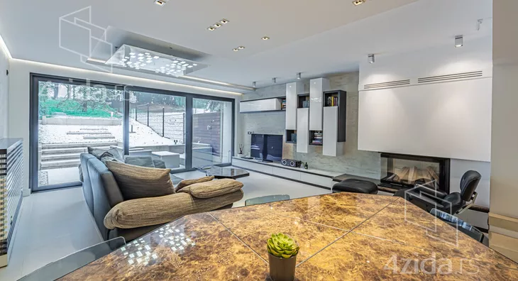 4-etažna kuća | 4zida