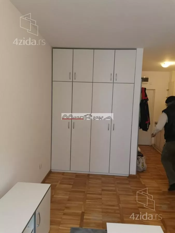 Garsonjera | 4zida