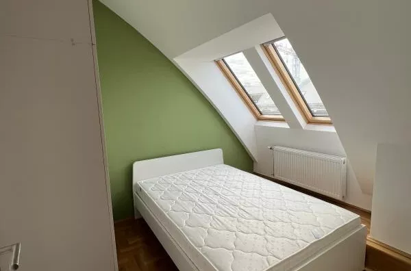 Šestosoban stan | 4zida