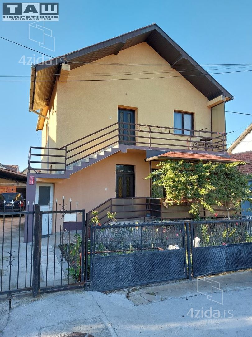 Kuća – Kragujevac, Palilule, Šumadijski upravni okrug
