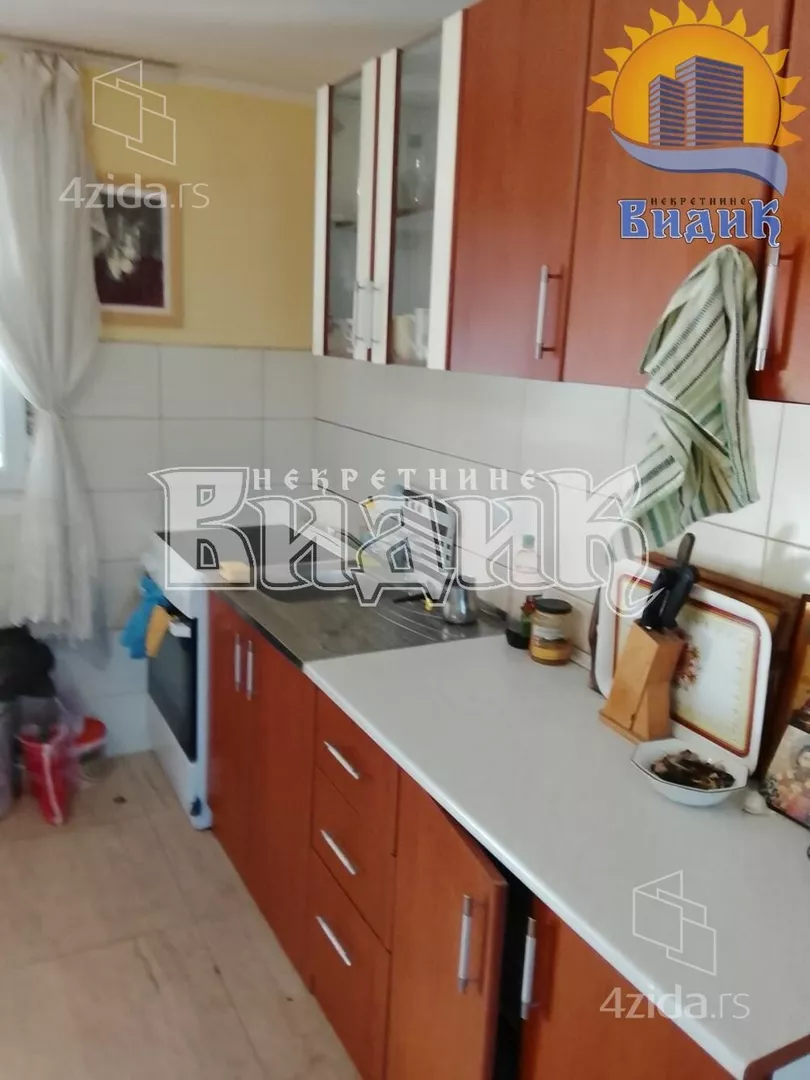 4-etažna kuća | 4zida