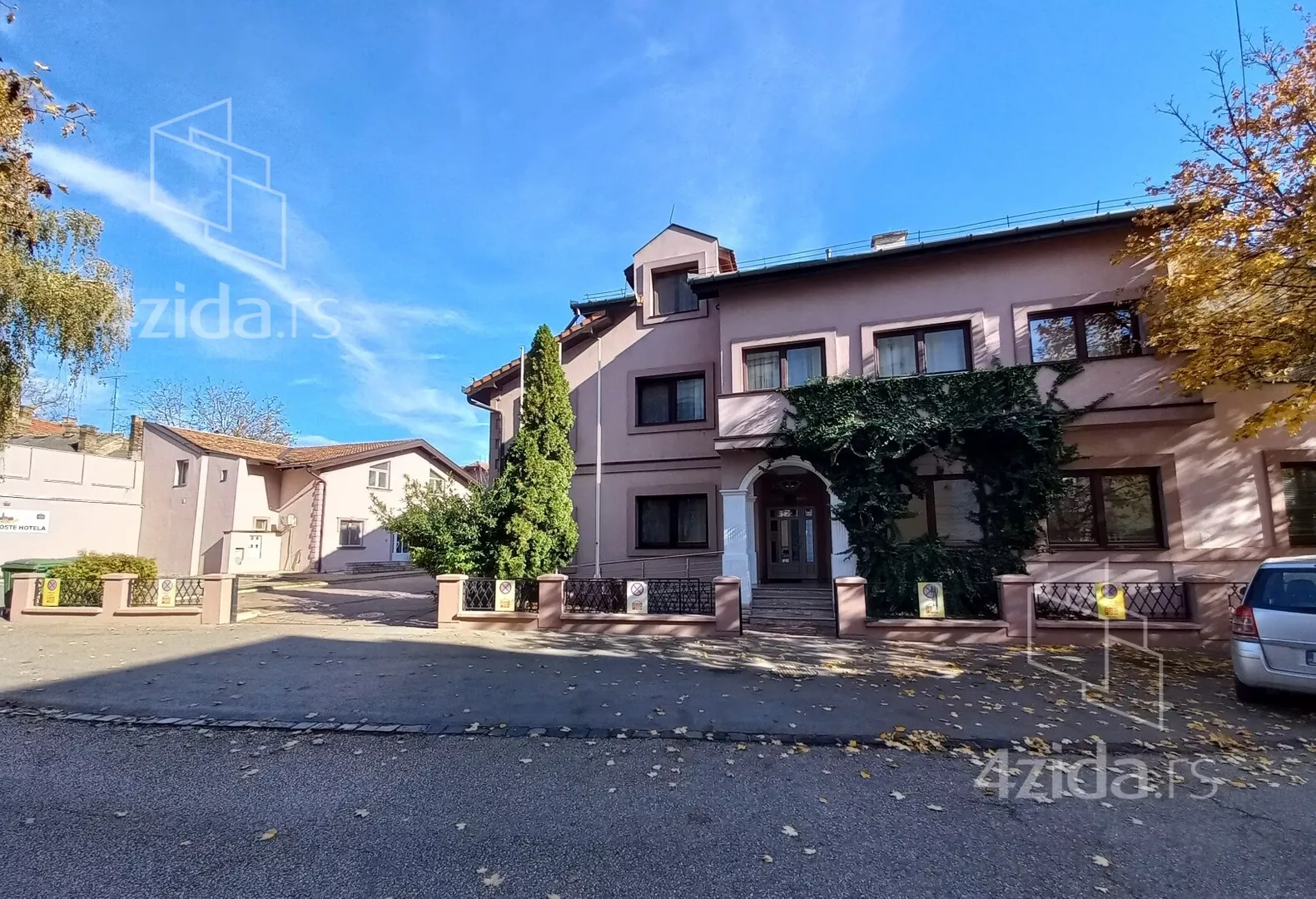 Poslovni prostor | 4zida