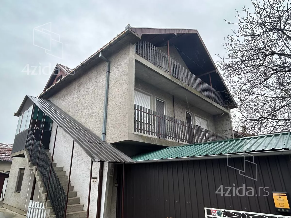3-etažna kuća | 4zida