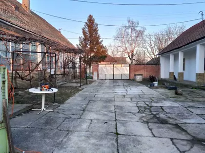Bezdan | 4zida.rs