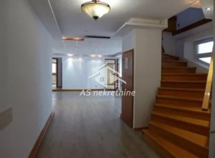 Knez Mihailova | 4zida.rs