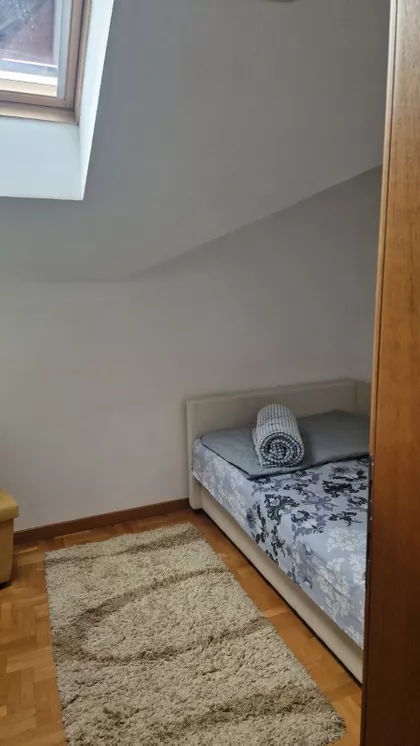 Nemanjina | 4zida.rs