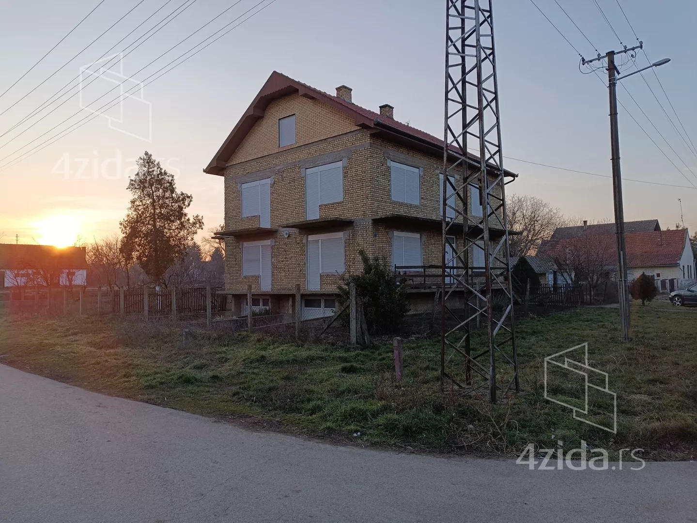 4-etažna kuća | 4zida