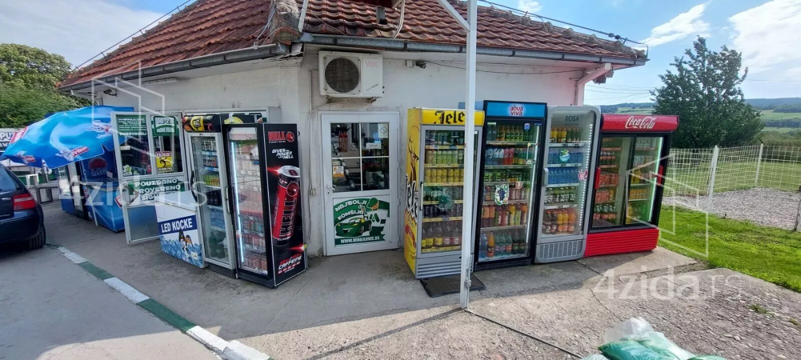 Poslovna zgrada | 4zida