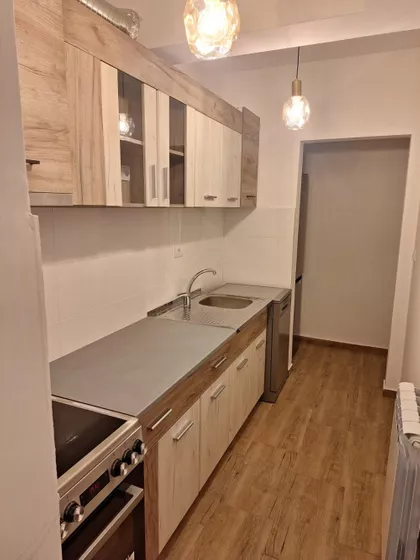 Simona Bolivara | 4zida.rs