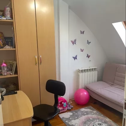 Belokrajinska | 4zida.rs