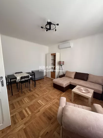 Ugrinovačka | 4zida.rs