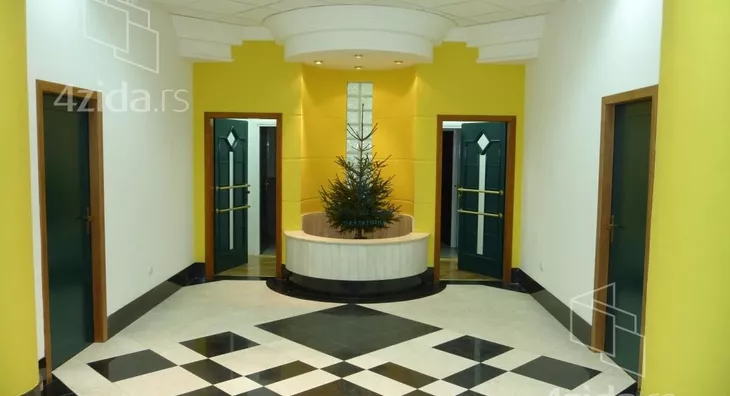 Poslovni prostor | 4zida