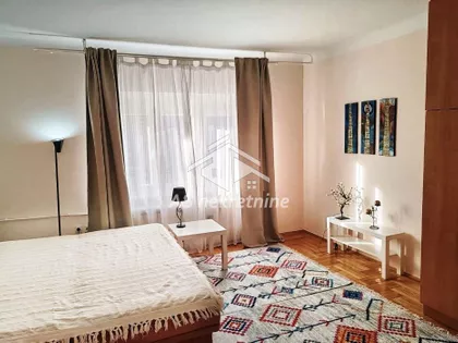 Trg Republike | 4zida.rs