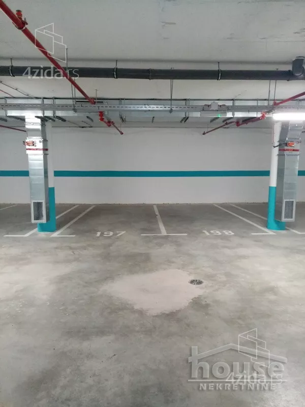 Garaža | 4zida