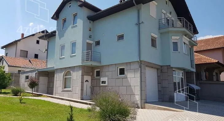 Kuća | 4zida