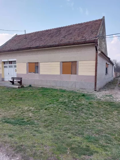 1.Oktobar 14 | 4zida.rs