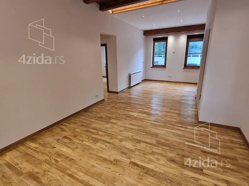 4-etažna kuća | 4zida