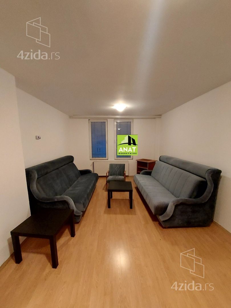Продажа двухкомнатной квартиры, Центр, 100.000€, 50m² — фото