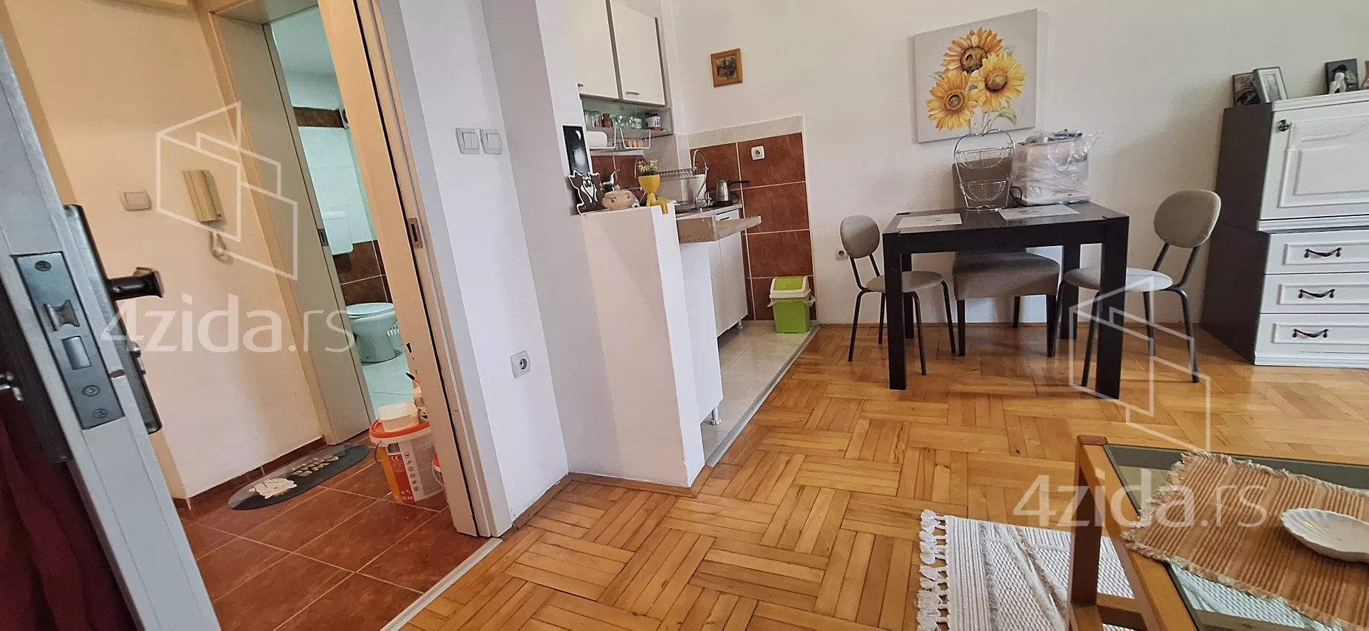 Garsonjera | 4zida