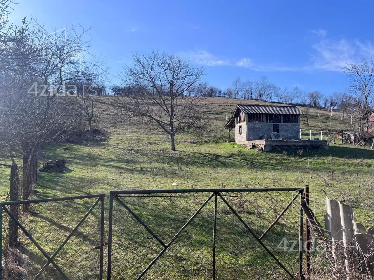 Građevinsko zemljište | 4zida