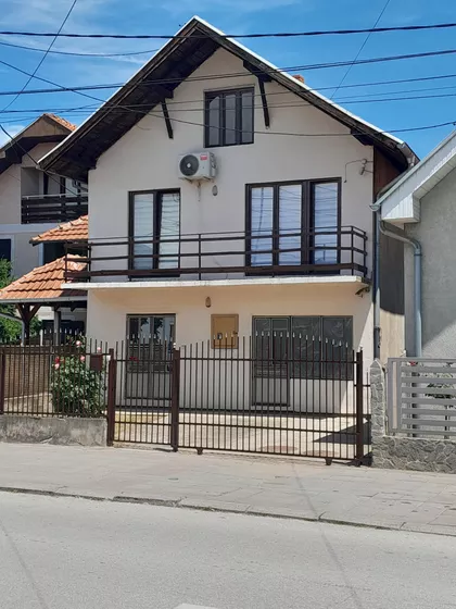 Stepe Stepanovića 66 | 4zida.rs